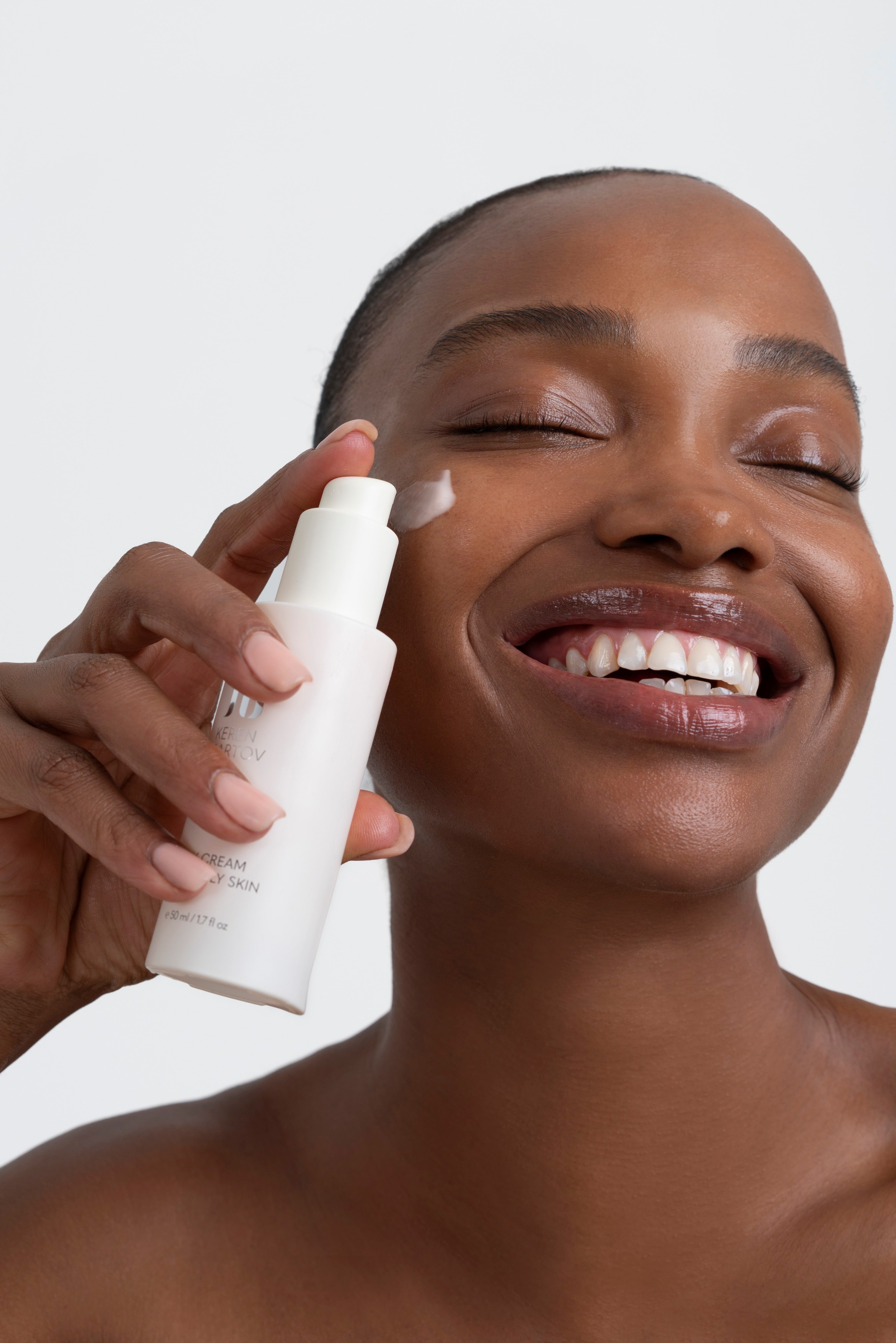 DAY CREAM FOR OILY SKIN