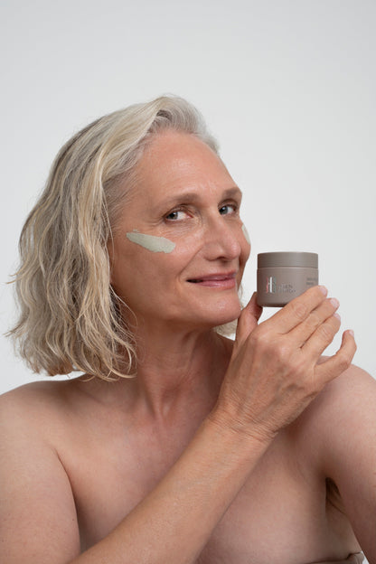 SKIN POLISHING MASK