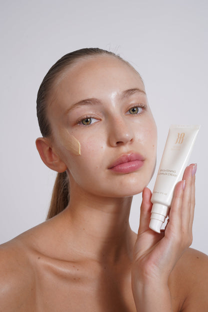 BRIGHTENING COMPLEX CREAM
